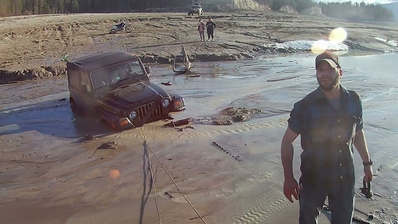 JEEP COMES OUT PIECE BY PIECE