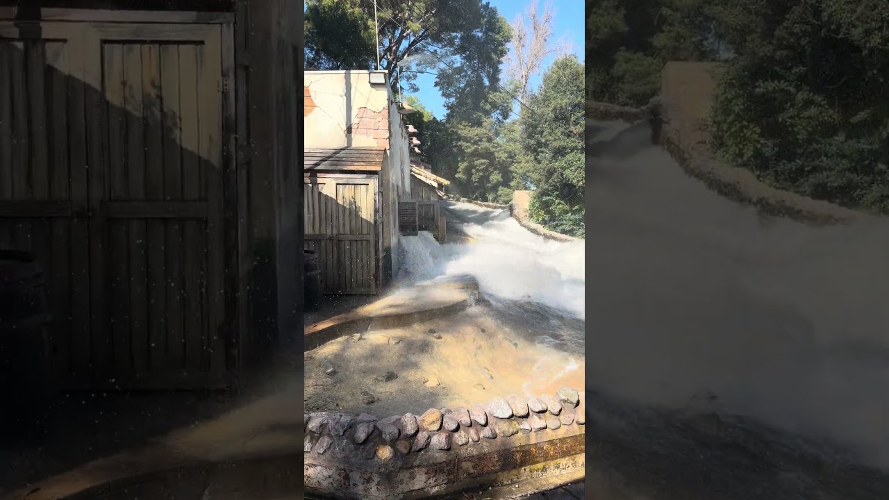 Готовьтесь к потопу! #universalstudios #hollywood #studiotour #bigfatliar