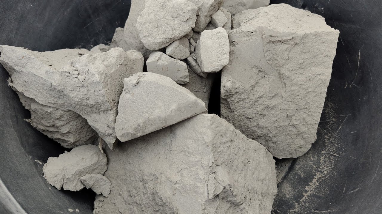 pure cement crumbling dry#favorite #texture #love #blessed #happy #asmr #youtubeshorts #bts#reddirt