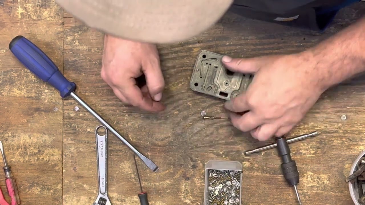 Ford metering block breakdown.