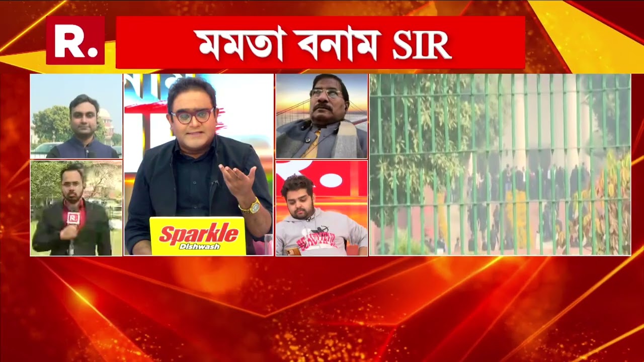 প্রধান বিচারপতির আদালত কক্ষে অস্বাভাবিক ভিড়। কোর্ট রুমে প্রবেশ করতে পারছেন না কোনও আইনজীবী।