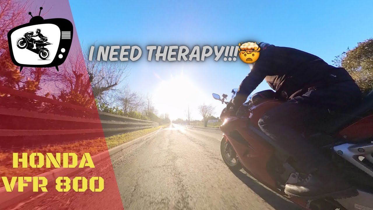 VFR800 Am I going crazy? This is my spiritual bike in 2024 even with all this new bike tech about.