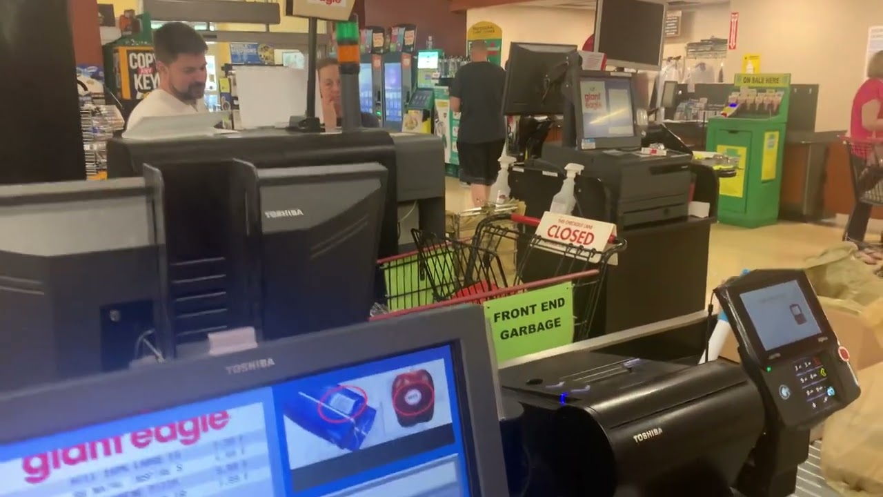 Giant Eagle self checkout