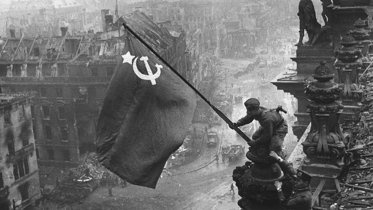 LA DERROTA DEL NAZISMO - LA OFENSIVA FINAL DEL EJÉRCITO ROJO, BATALLA DE BERLÍN Y DÍA DE LA VICTORIA