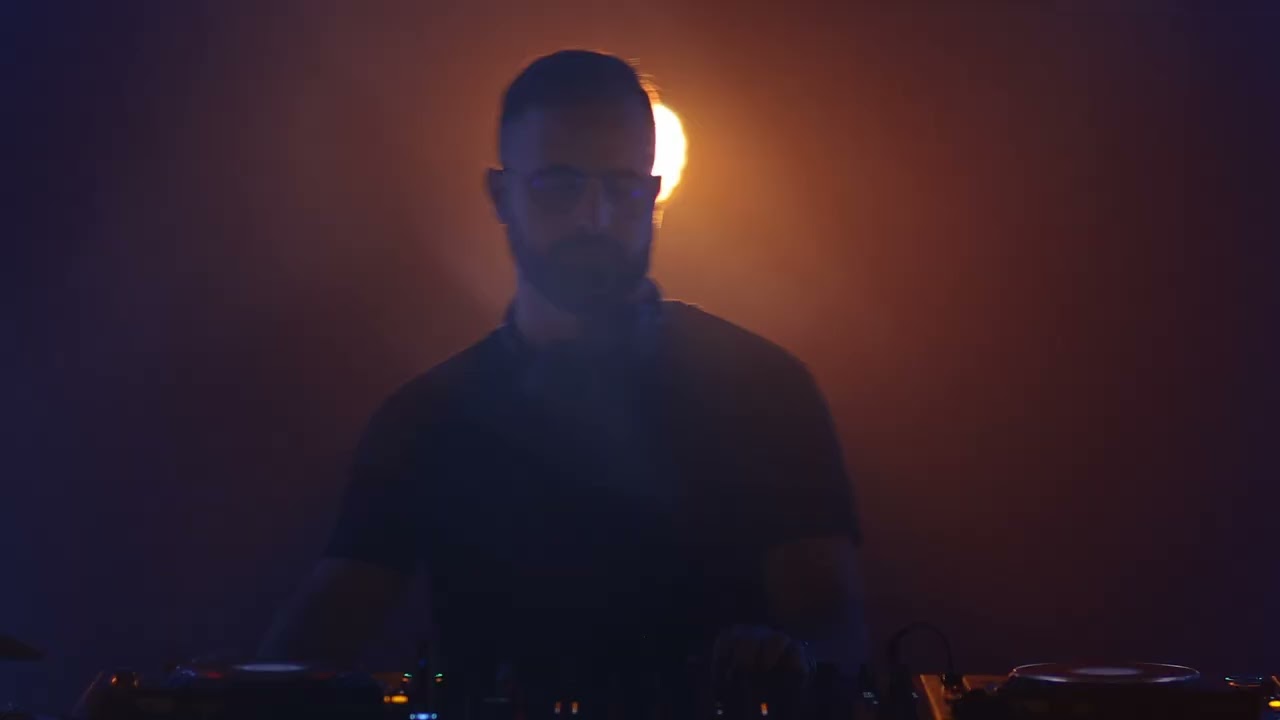 Santiago Garcia presents The Signature Experience -