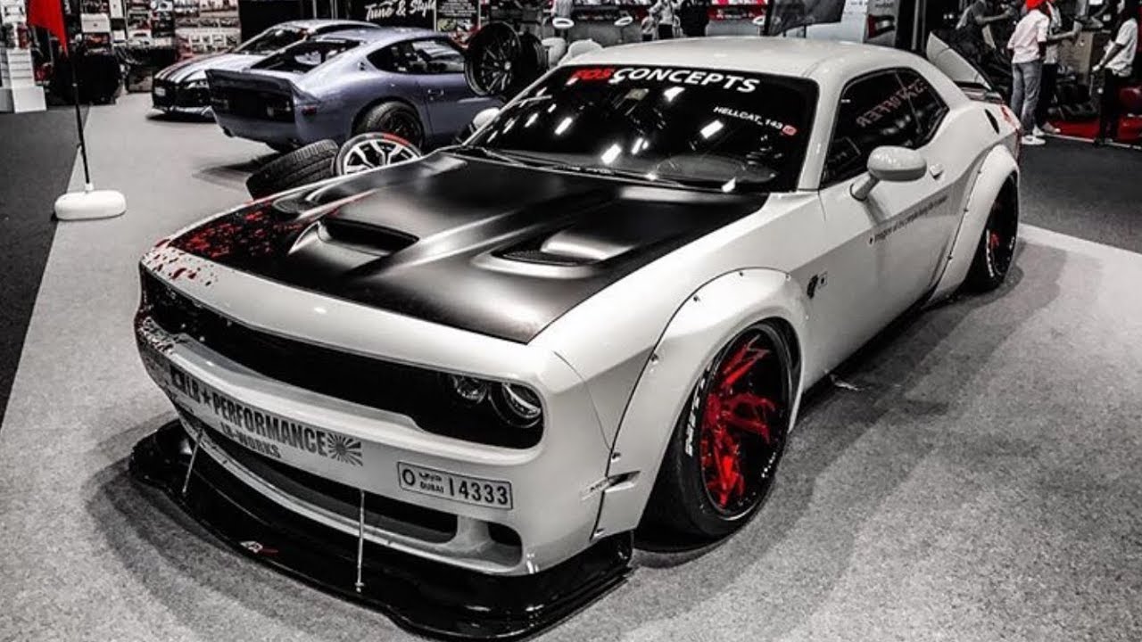 LIBERTY WALK WIDEBODY HELLCAT!!!