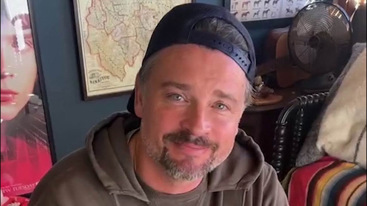 Tom Welling Instagram LIVE Signing Part Two!