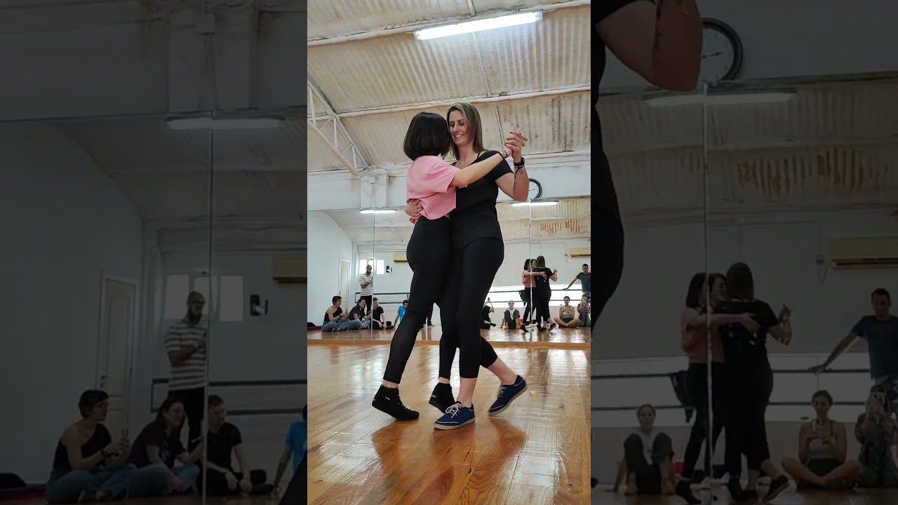 Yse Góes e Laura Sáez - Forró - Aula de Giro Paulista