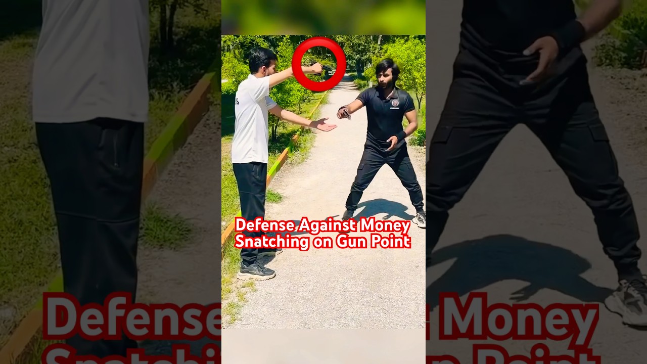 How To Defend Against Money Snatching On Gun Point #selfdefence #fightpractice #rajatayyab #kravmaga