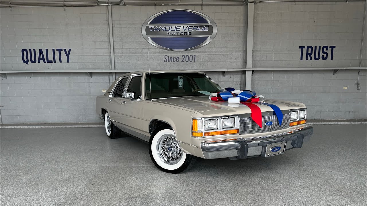 1988 Ford Crown Vic Walk Around and POV Test Drive