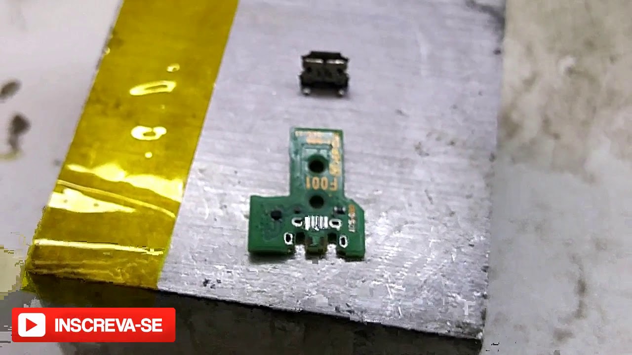 Controle de PS4 - Conector USB quebrado