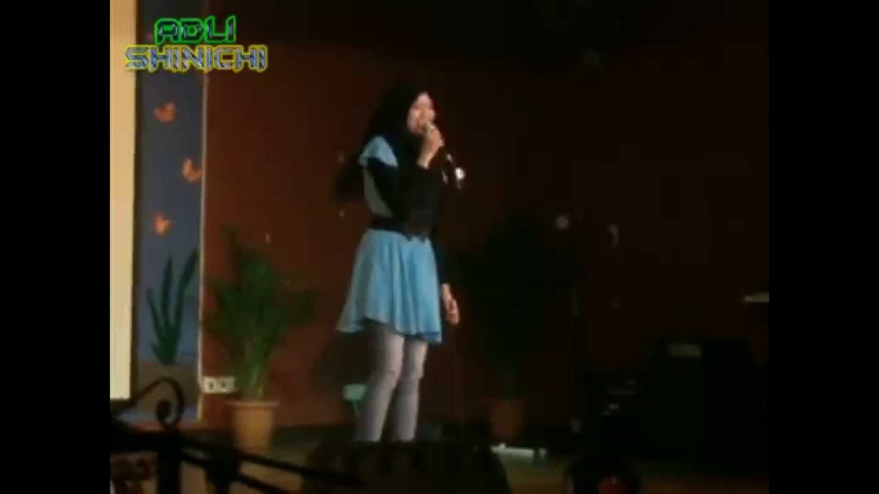 Ainan Tasneem - Aku Suka Dia [Live @ KK9 UM]