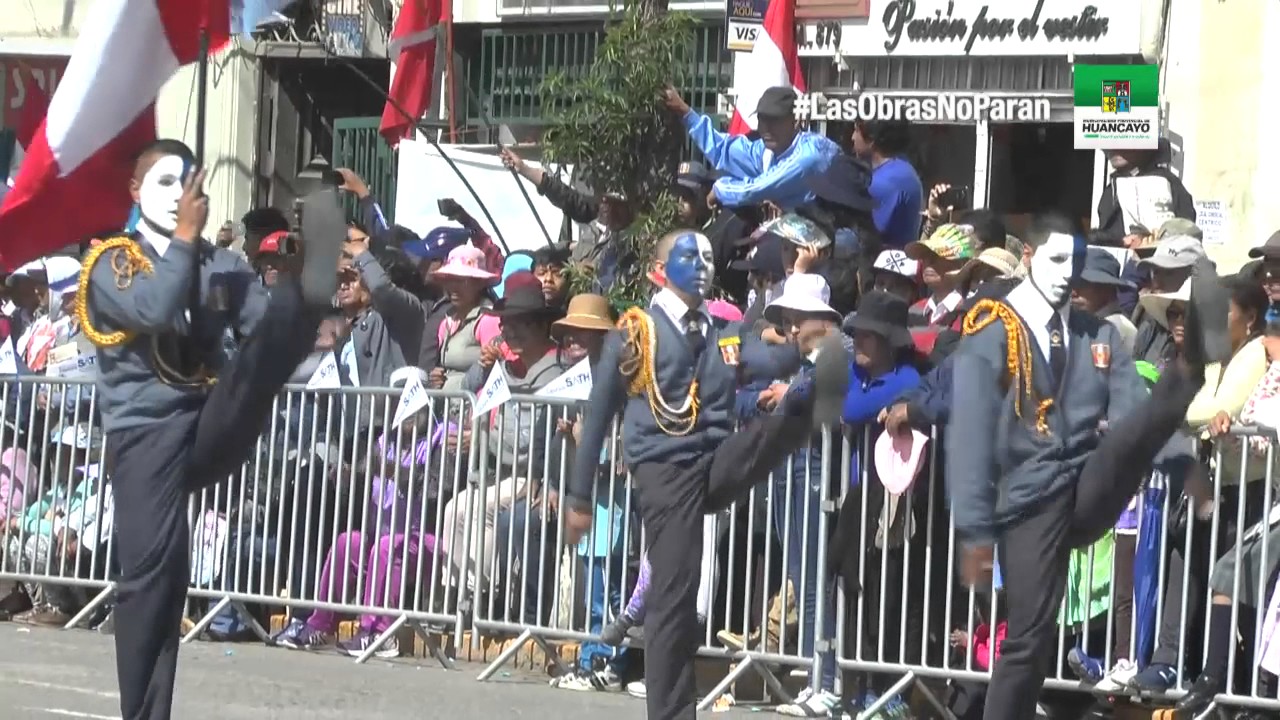 Desfile civico por los 445 años de fundación de Huancayo - 2017