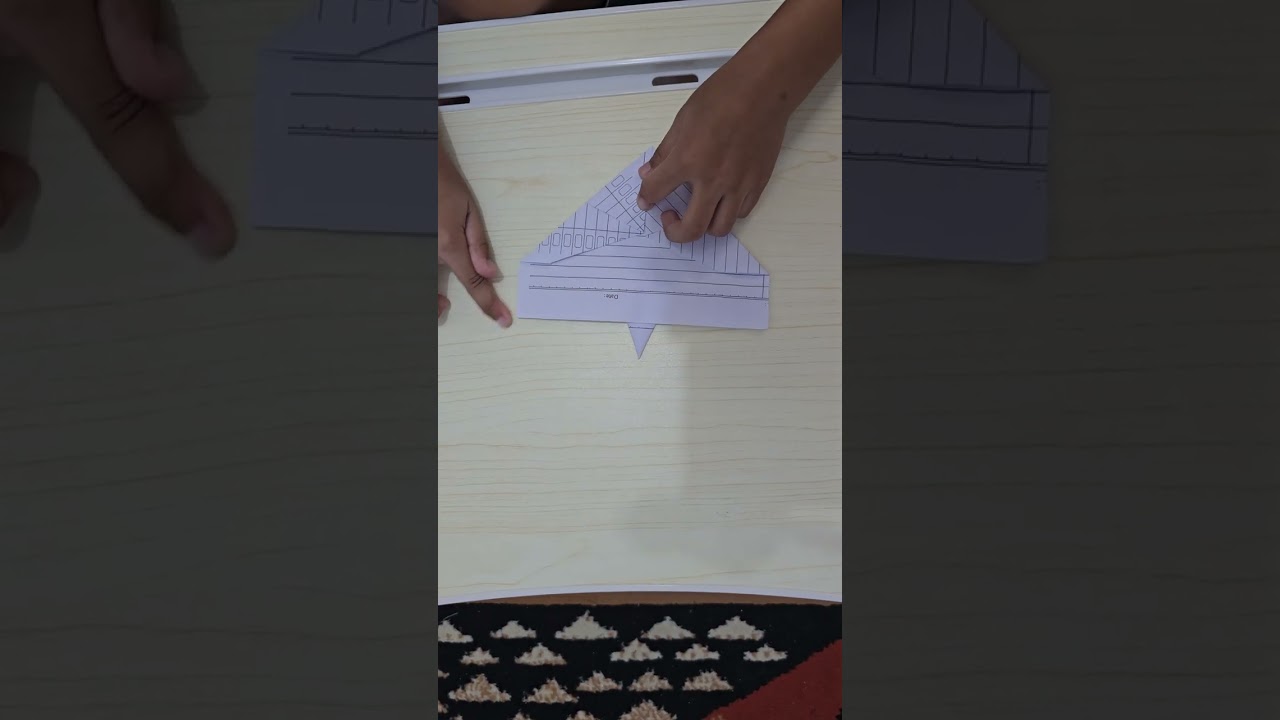 Pesawat kertas