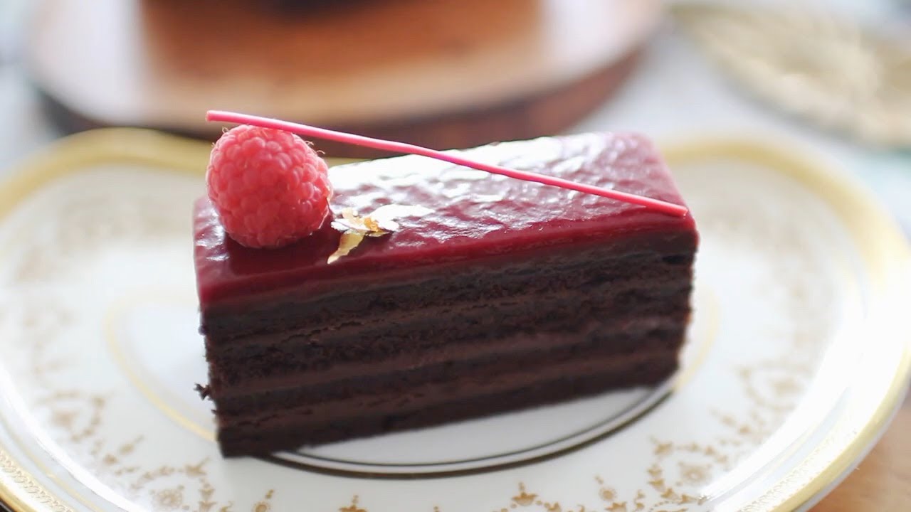 Rich & Moist Raspberry Chocolate Cake 진하고 쫀득한 라즈베리 초콜릿 케이크