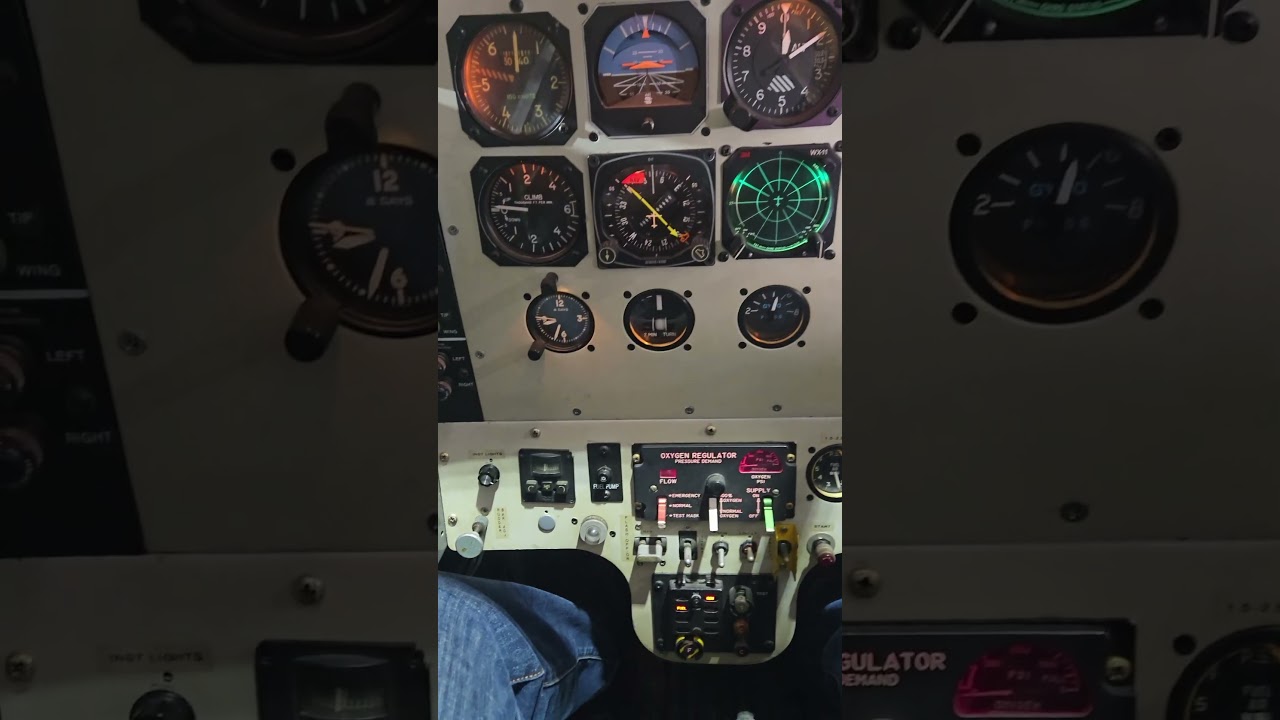 Панель авионики BAC Strikemaster 