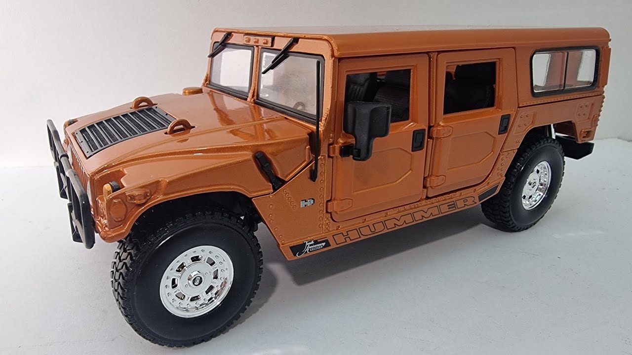 HUMMER H1 10TH ANNIVERSARY EDITION 1/18 SCALE DIECAST MODEL OFFROAD CAR MADE BY MAISTO REVIEW