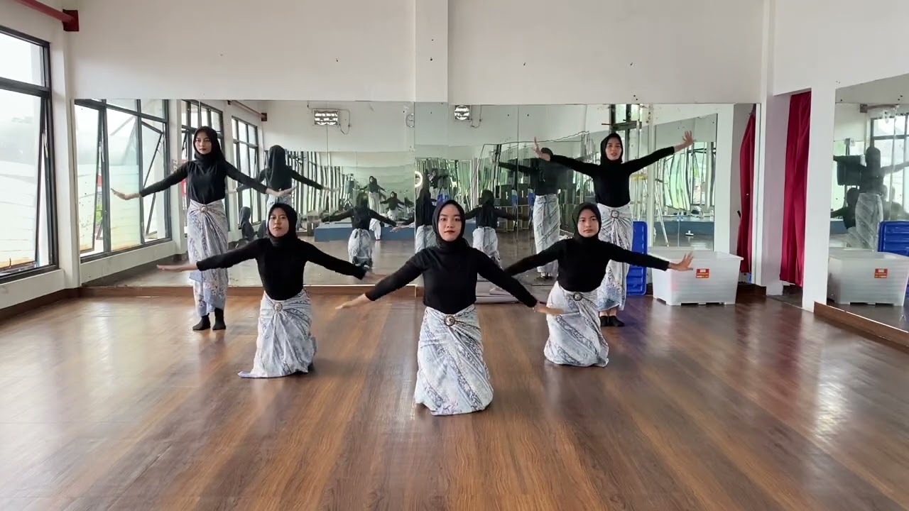 TARI KREASI - LATHI