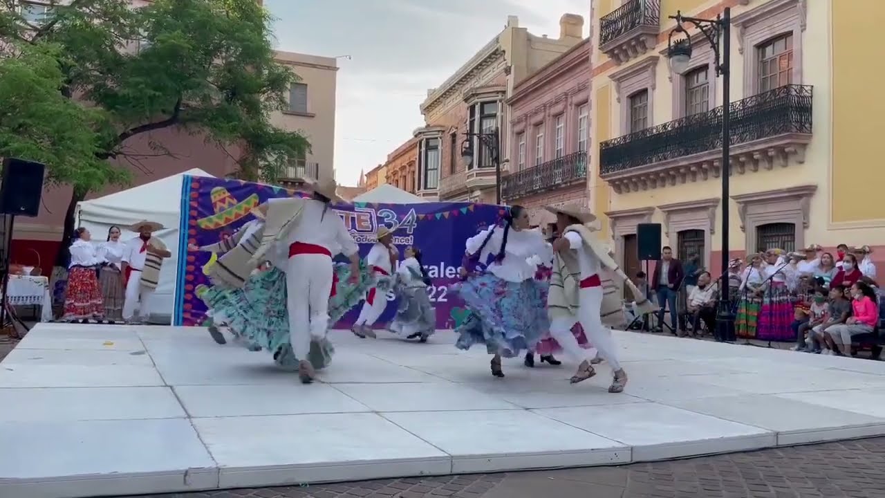 Compañía de Danza Folklórica Identidad Mexicana / Jaraberos de Nochistlán