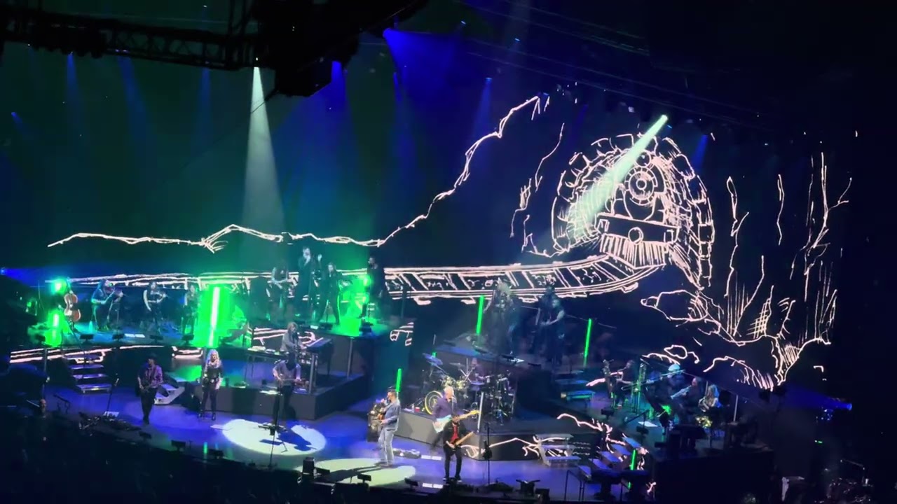 Creepin’ - Eric Church Live at Climate Pledge Arena in Seattle, Washington 11/8/2025