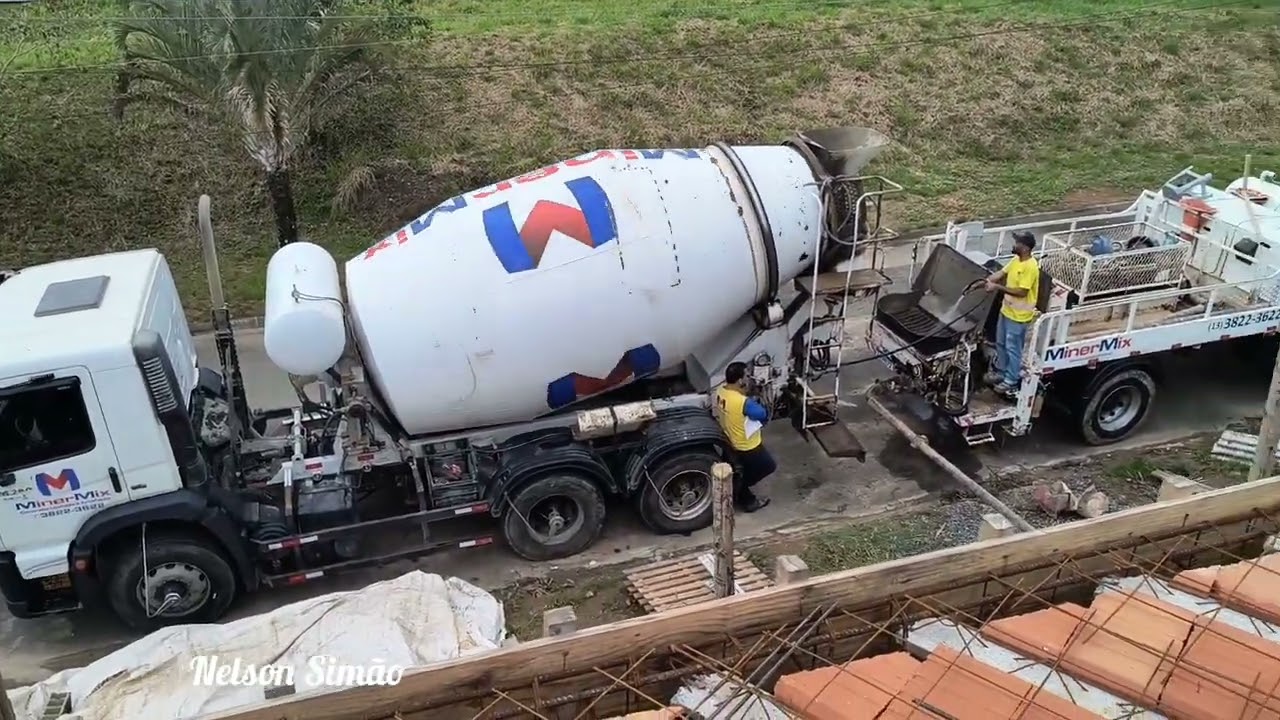 Concretagem de lage 35 metros cúbicos Minermix #obra #construção #lage
