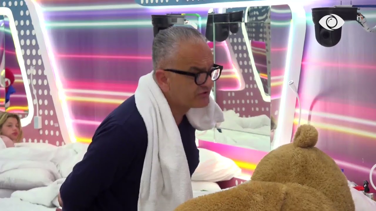 “Mos ndërhy se nuk të përmendi njeri”/ Mateo diskuton me Stenaldon: Merru me Artanin…