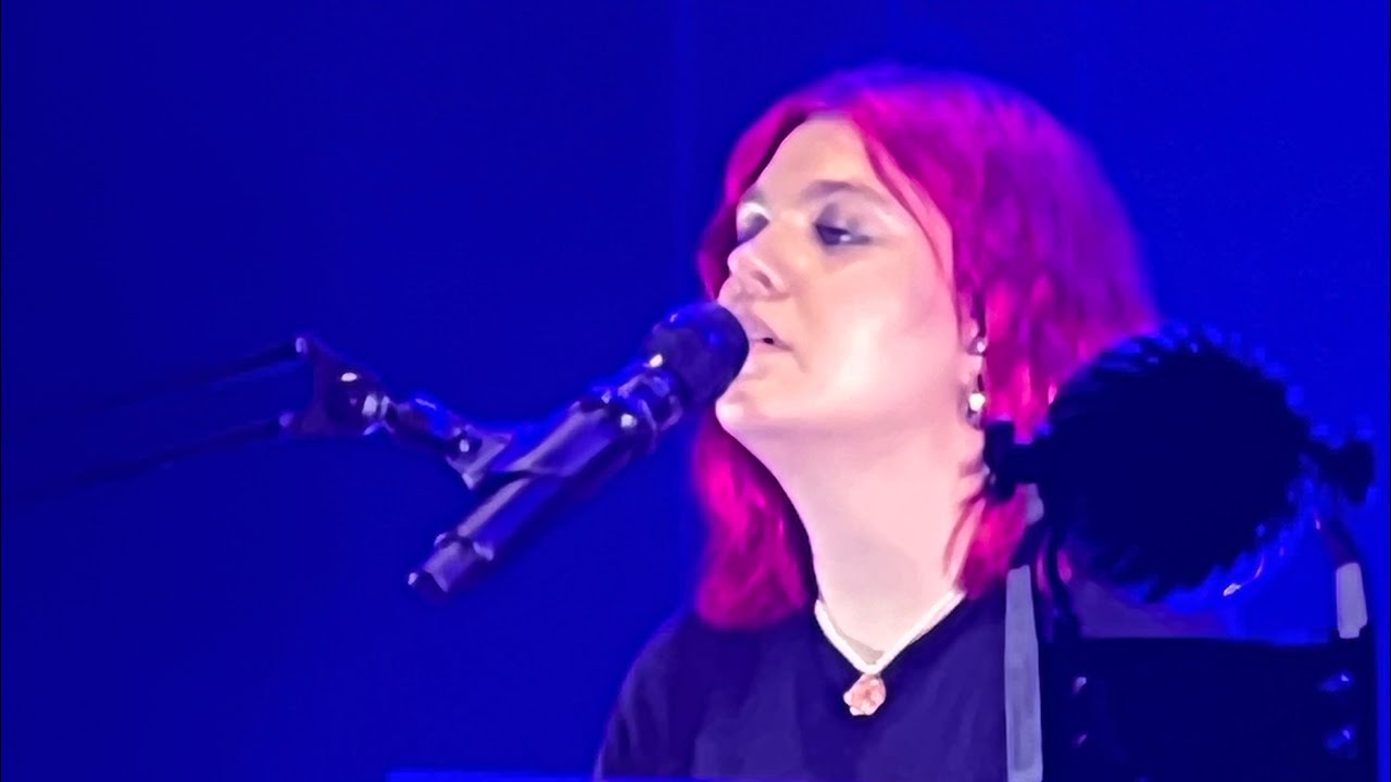 LOUANE - JOUR 1 (Luxembourg 17.07.2024) #louane #concert #birthdayparty #live #festival #musique