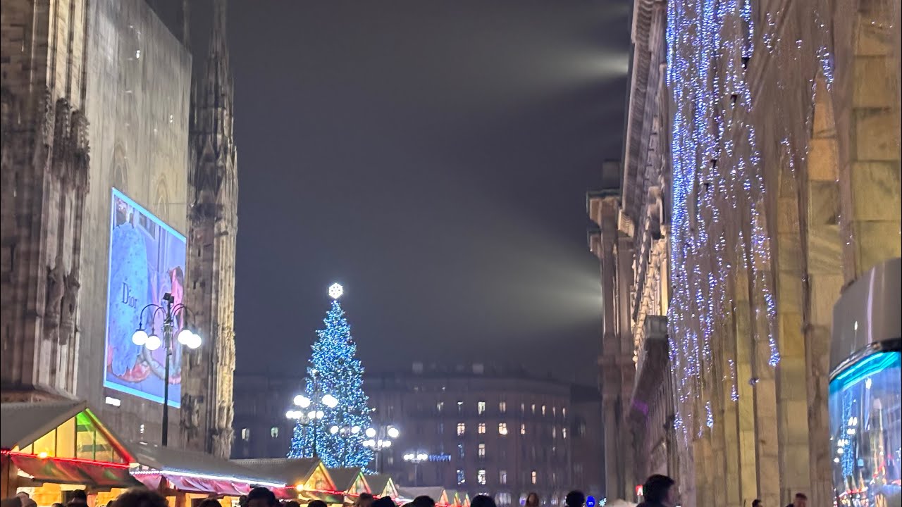 Walking through Milan’s Christmas magic 🎄
