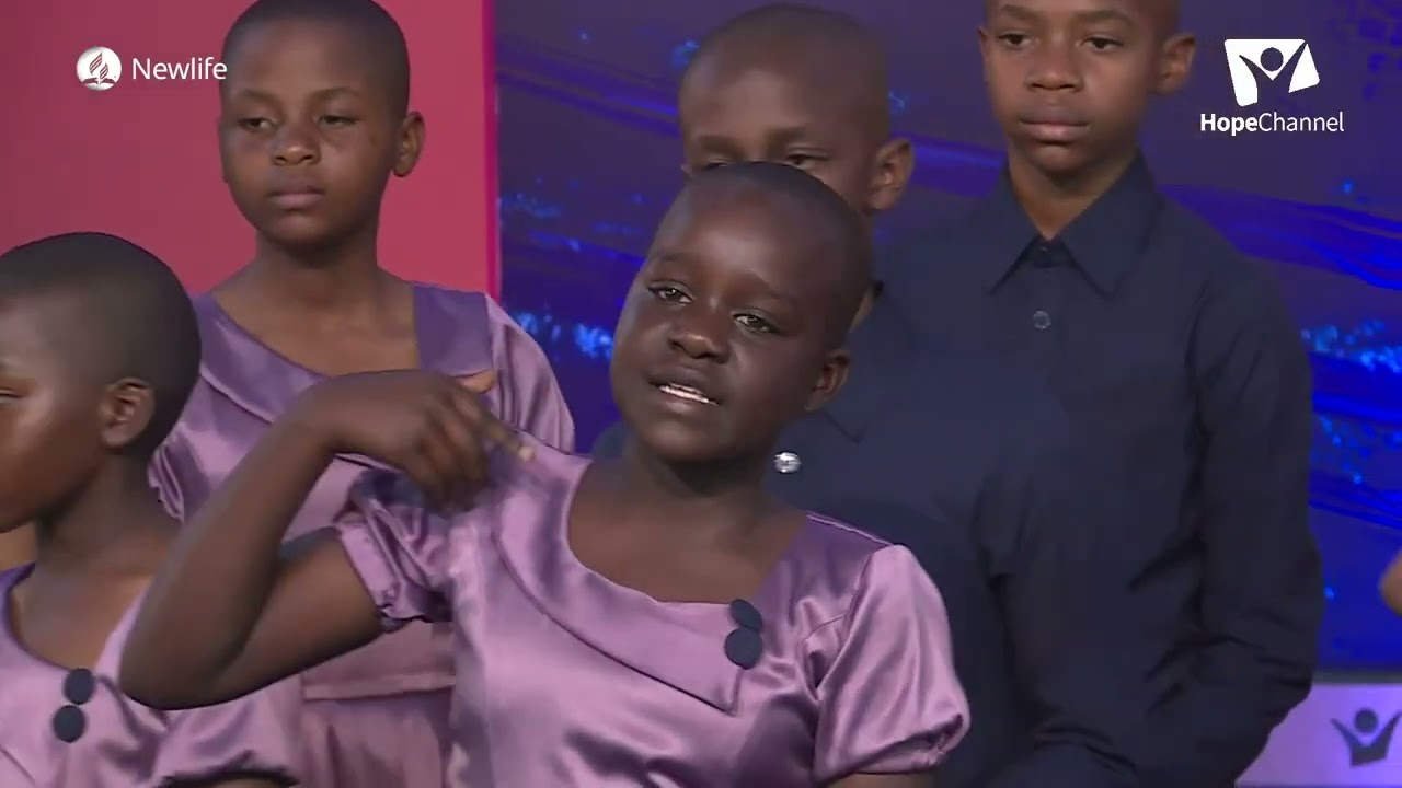 Alitembea juu ya maji & Daudi || Hope for Africa || Finale || Ellen White Choir