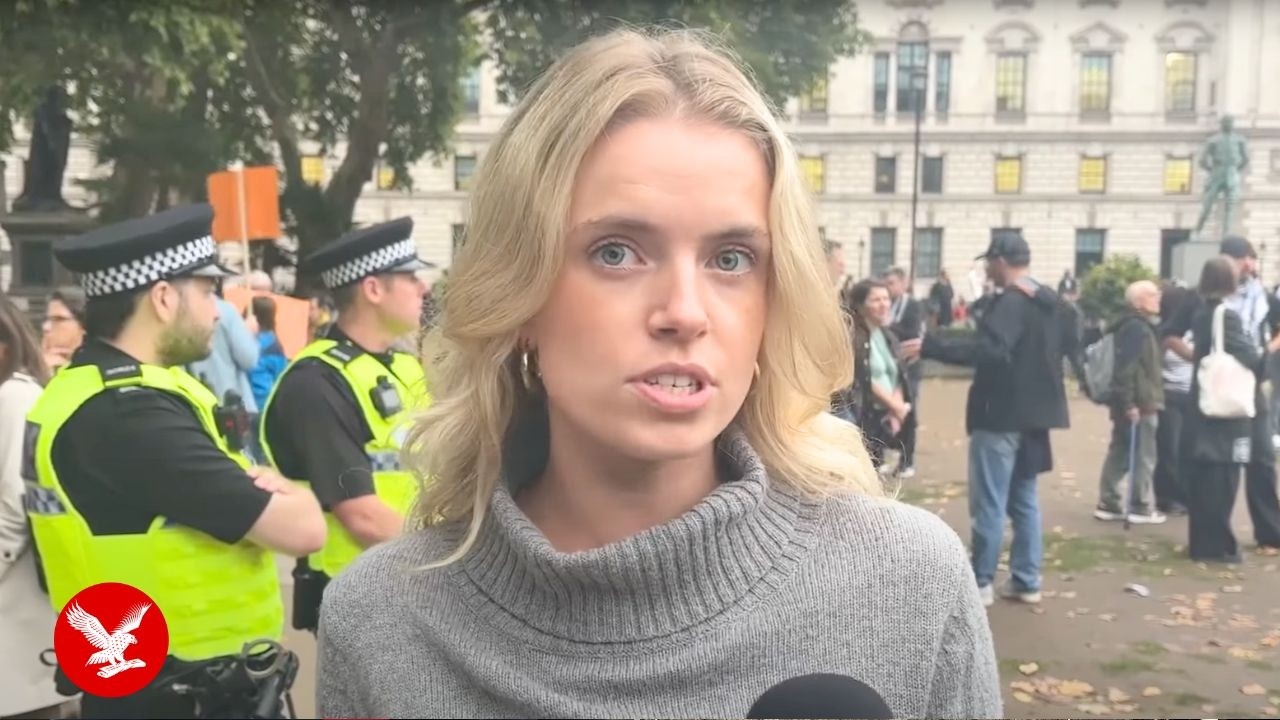 As Windsor rolls out the red carpet, anti-Trump protesters swarm London