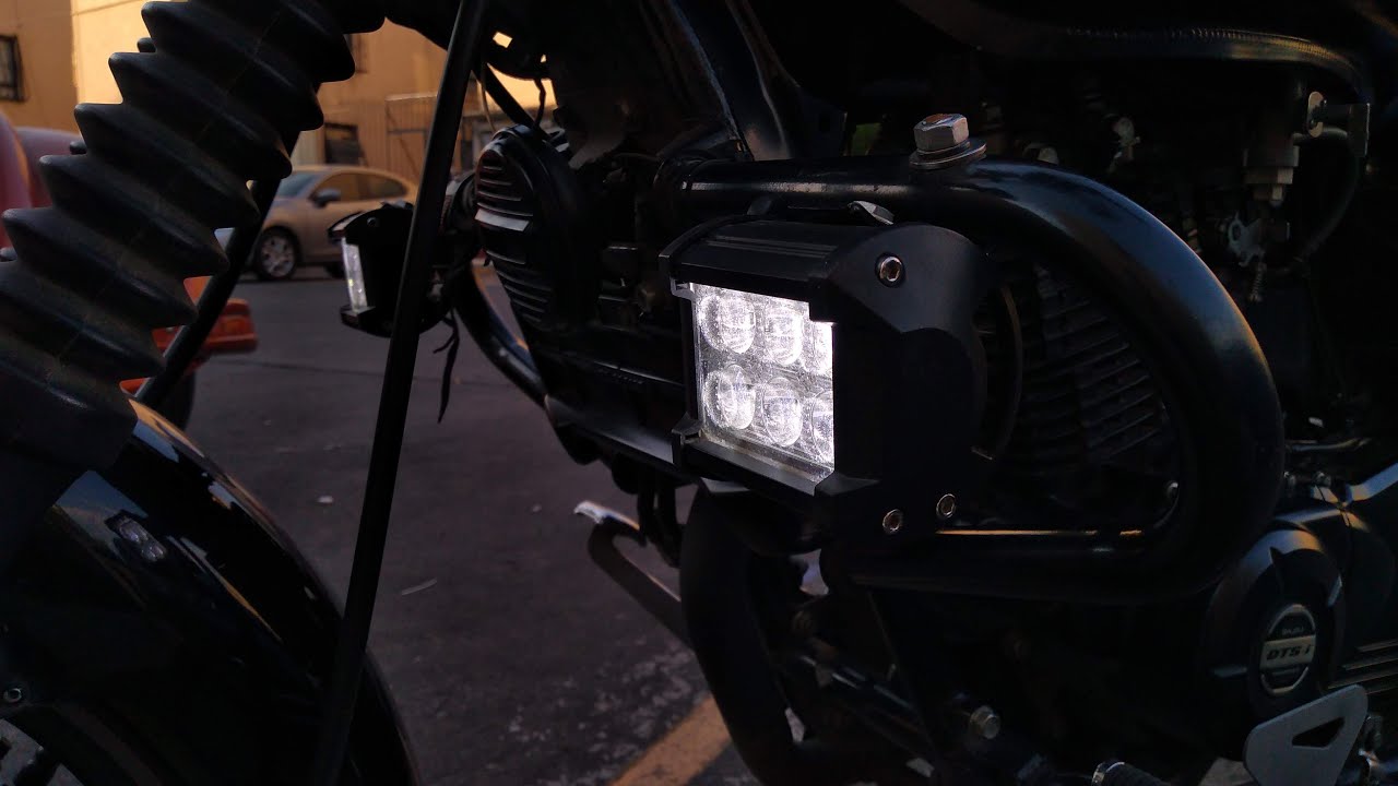 Luces auxiliares, exploradoras para Avenger 220