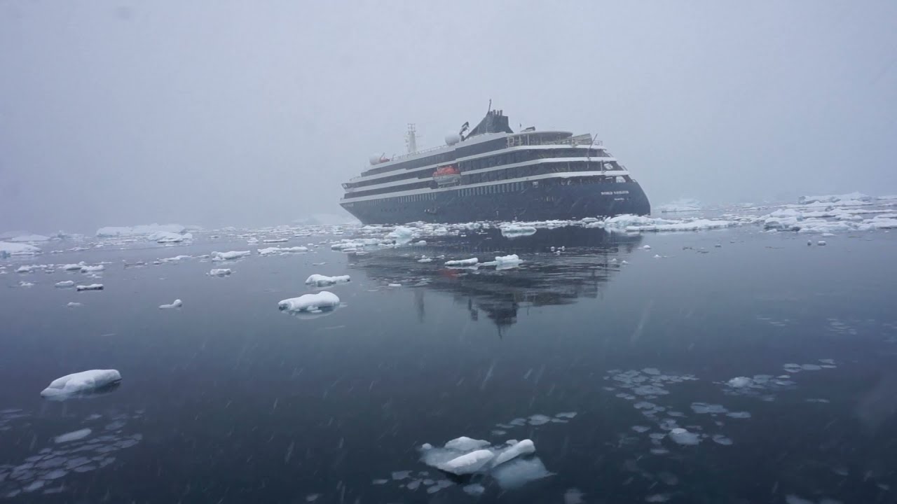 Antarctica - Icebergs Snow Hike  - Dec  22 - Paradise Bay
