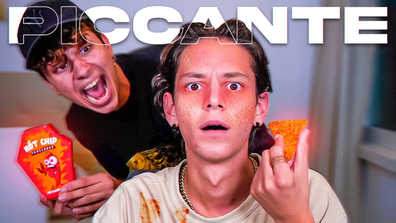 Cap e Kazu Mangiano la Patatina più Piccante al Mondo...