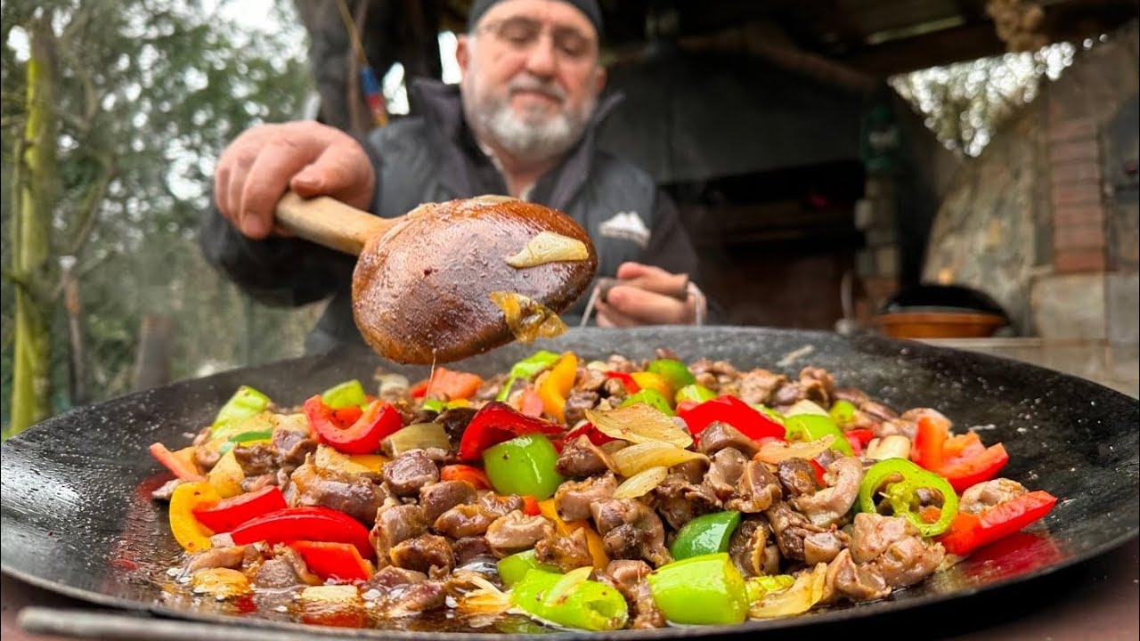 Посмотрев этот рецепт, вы побежите покупать куриные желудки! Очень вкусный ужин