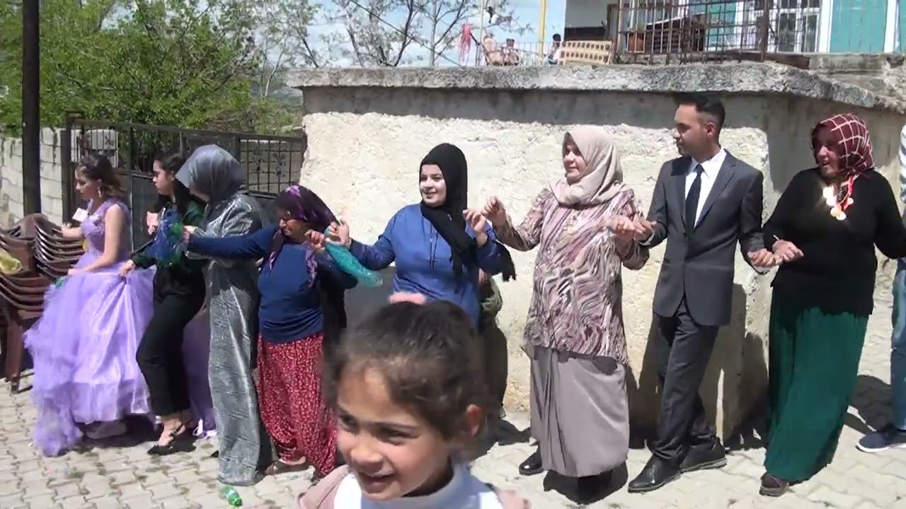 KILINÇ KAMERA MUSTAFA & EKİBİ KİDİŞ KÖYÜNDE