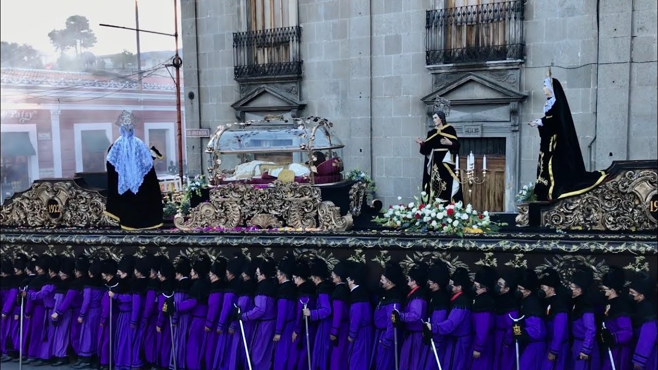 CRUZ PESADA || Procesión Centenario Hermandad del Sr Sepultado de San Nicolás ~ Quetzaltenango
