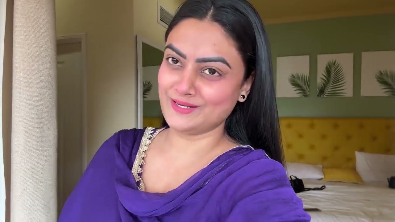 Bigboss marathi Khup Important ahe !! To my Mom In goa | Twinkle kapoor ..