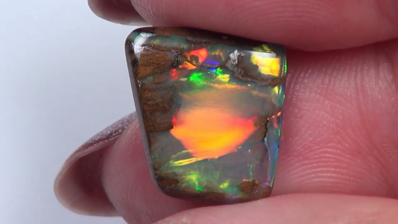 Australian Natural Boulder Pipe (Wood) Opal DL4130