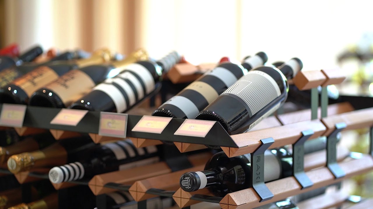 RAXI DOPPELSEITIGE WEINREGALE