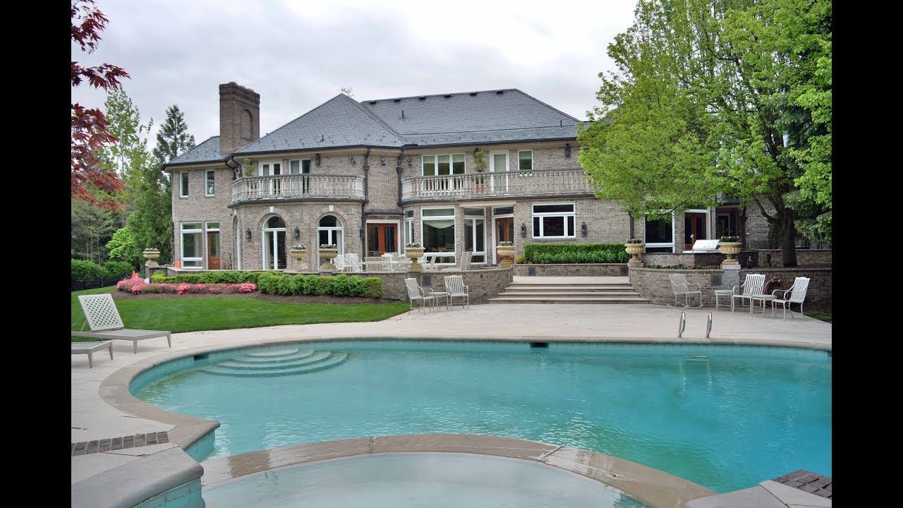 8 Warewoods Rd, Saddle River, NJ - Terrie O'Connor Realtors Listing
