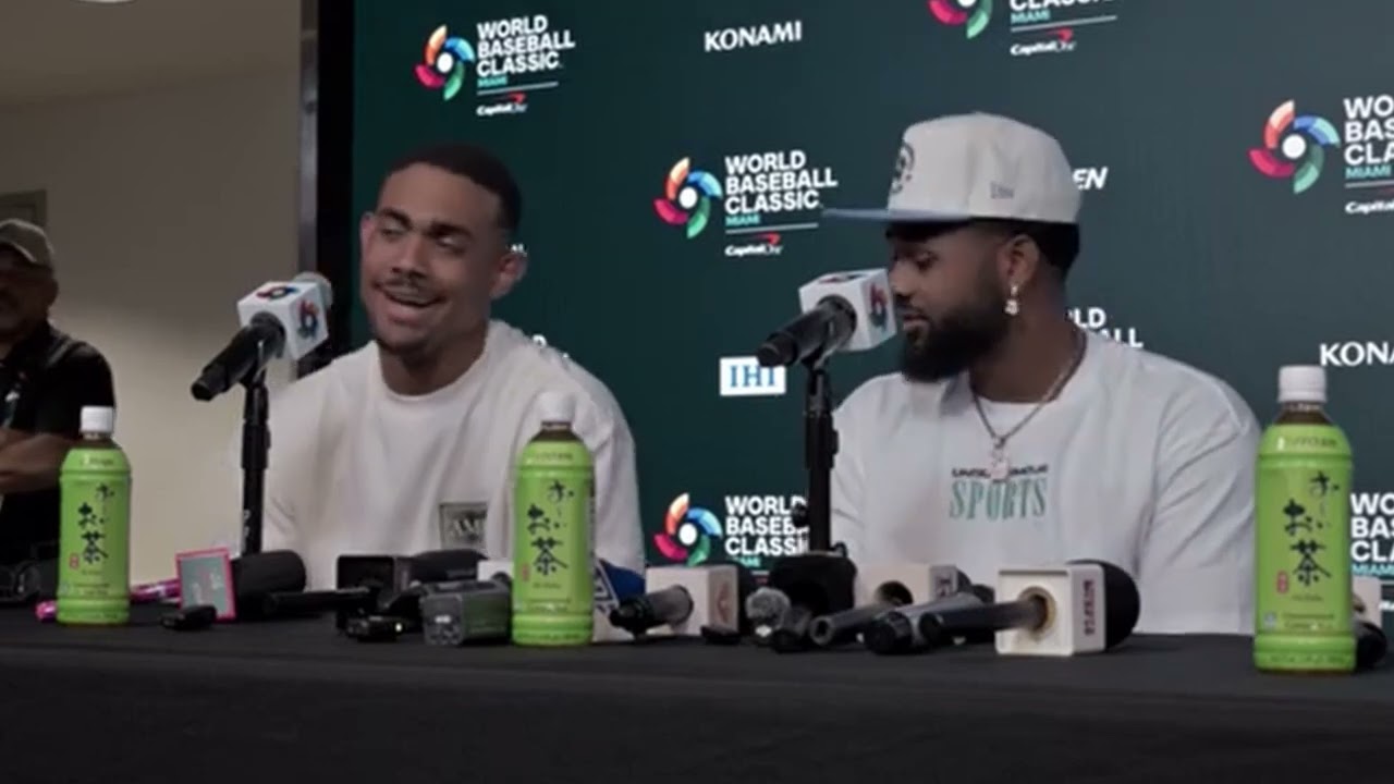 ''Julio Rodriguez Y Junior Caminero se adueña de La Sala de Prensa del Clasico Mundial''