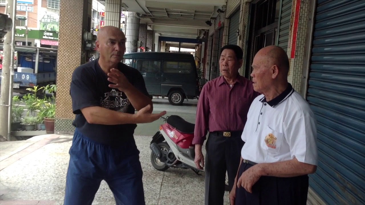 Taiwan White Crane -  My 1st lesson with extraordinary 86 year old master Tseng Jin Yin