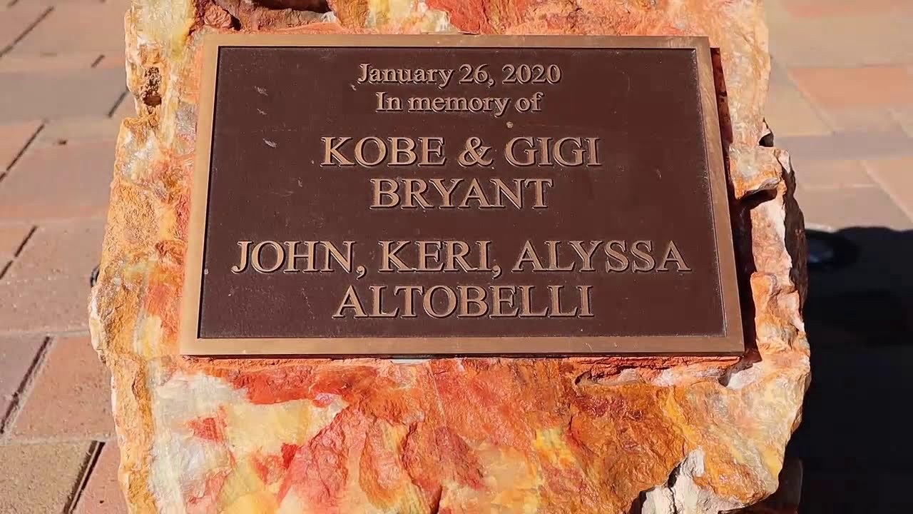 Kobe & Gigi Bryant Memorial Sites