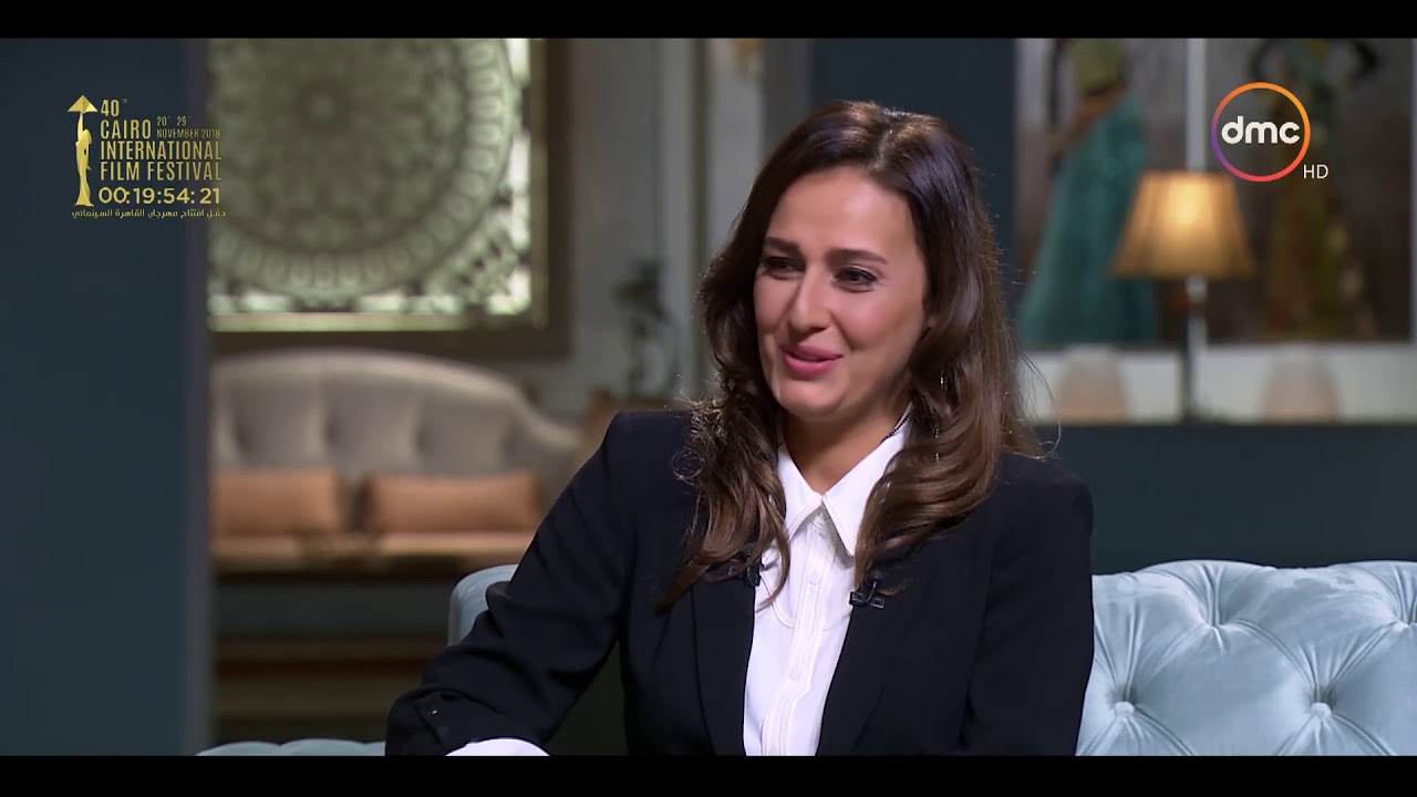 صاحبة السعادة - حلا شيحة أم لأربع أولاد ..