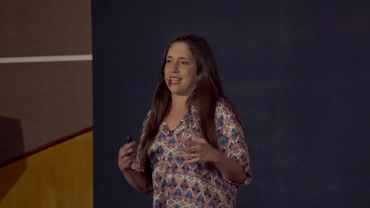 Nacida para ser Feliz | Oriana Cicconi | TEDxLima