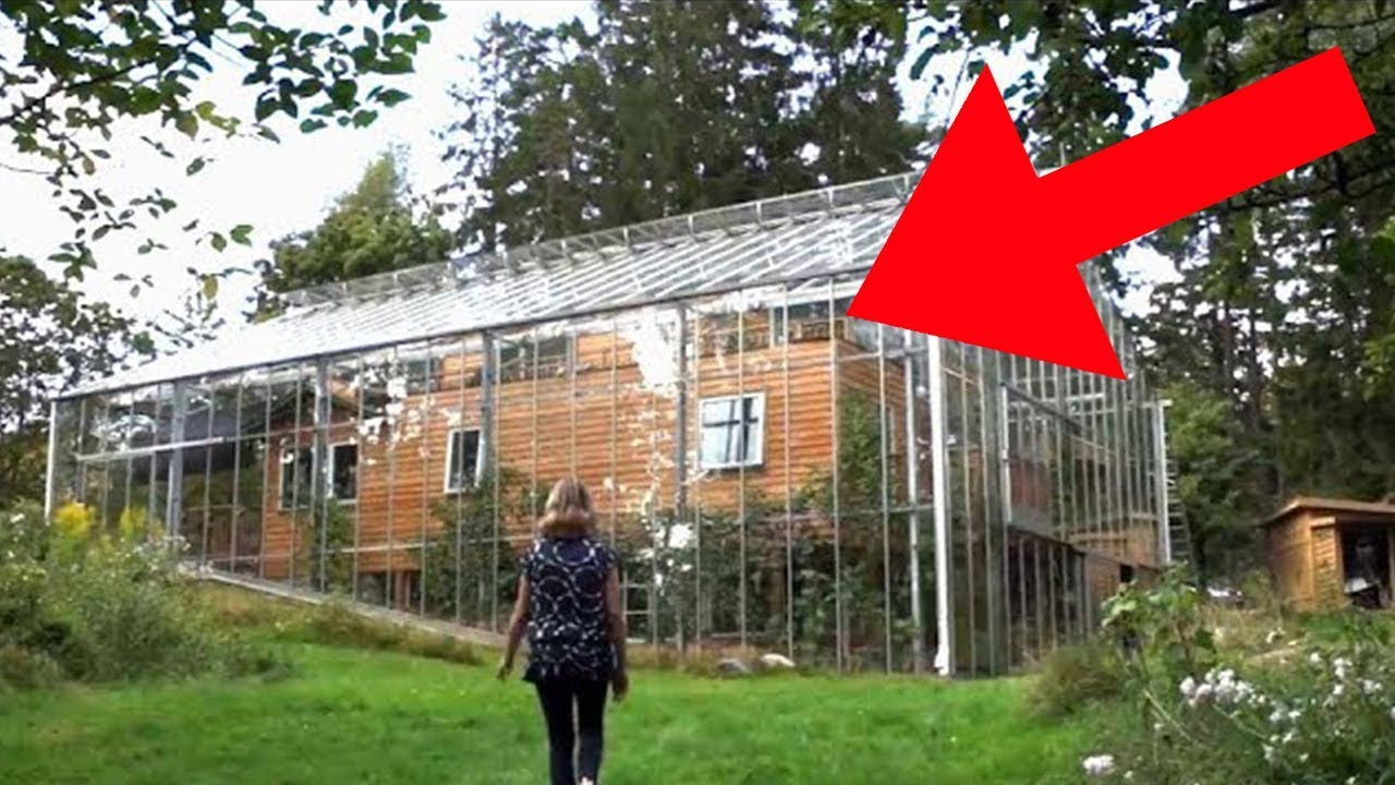 Schwedische Familie baut Haus im Gewächshaus