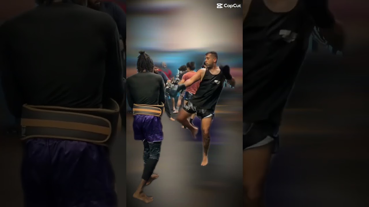 Fred at Florida Muay Thai crushing the pads #muaythai #muaythaishorts