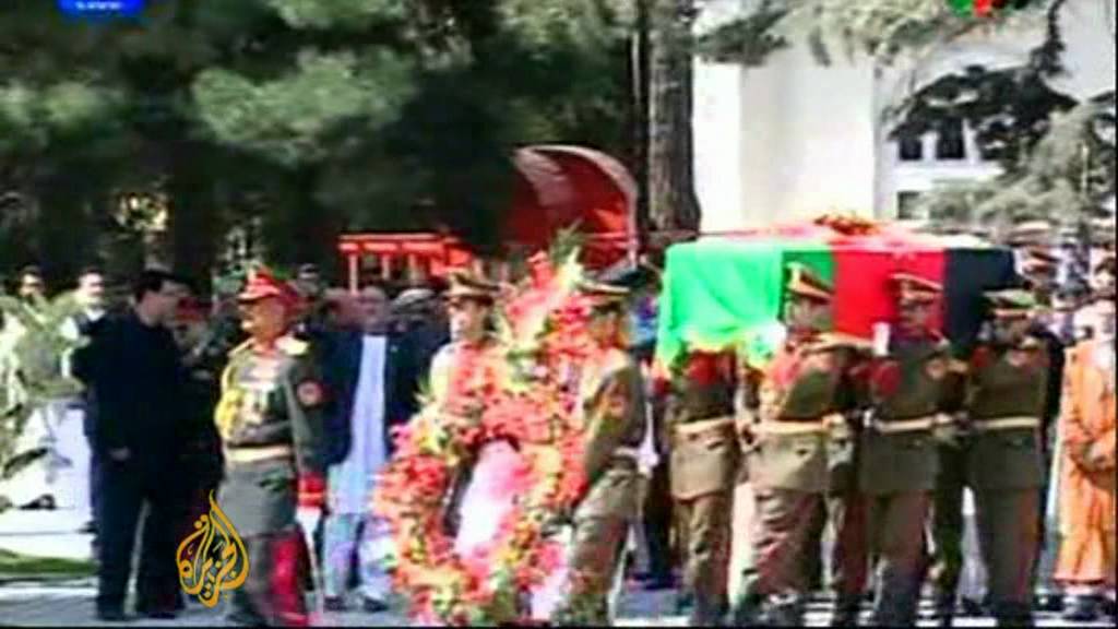 Karzai seals strategic pact with India