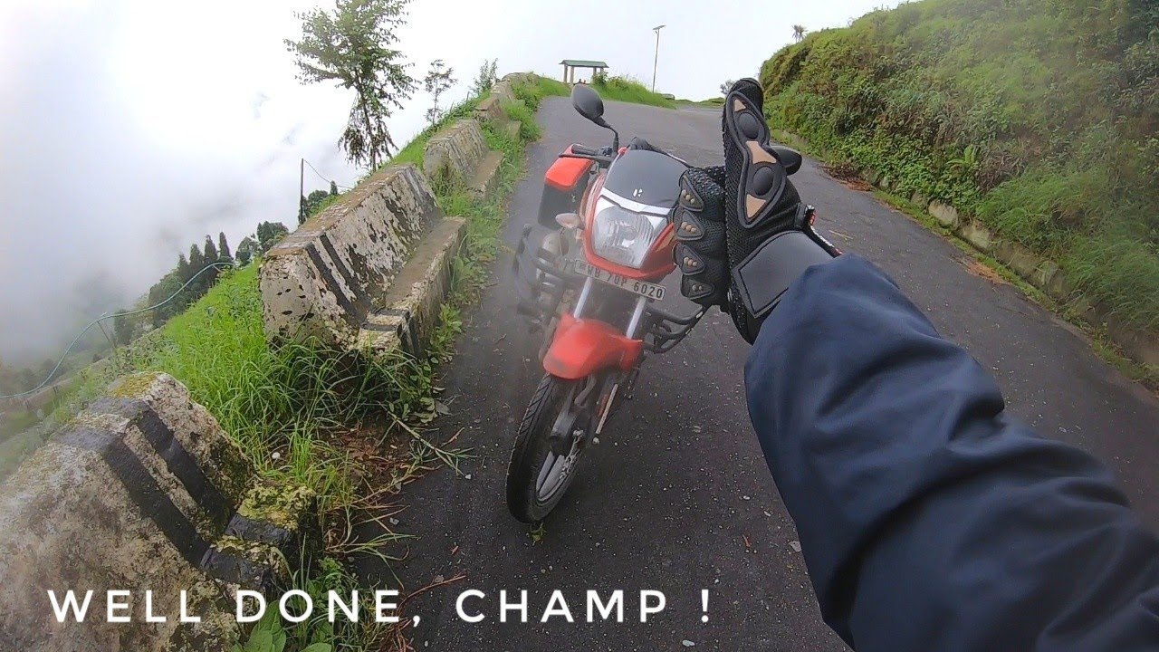 SUPER SPLENDOR BS6 negotiating STEEP UPHILL CLIMBS of DARJEELING ROCK GARDEN ROAD