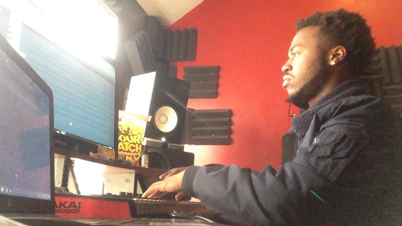 Quay Cooks Up A Beat From Scratch